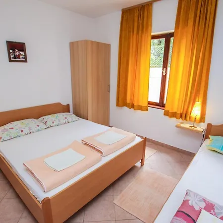 Apartments Ritosa Porec Exterior photo
