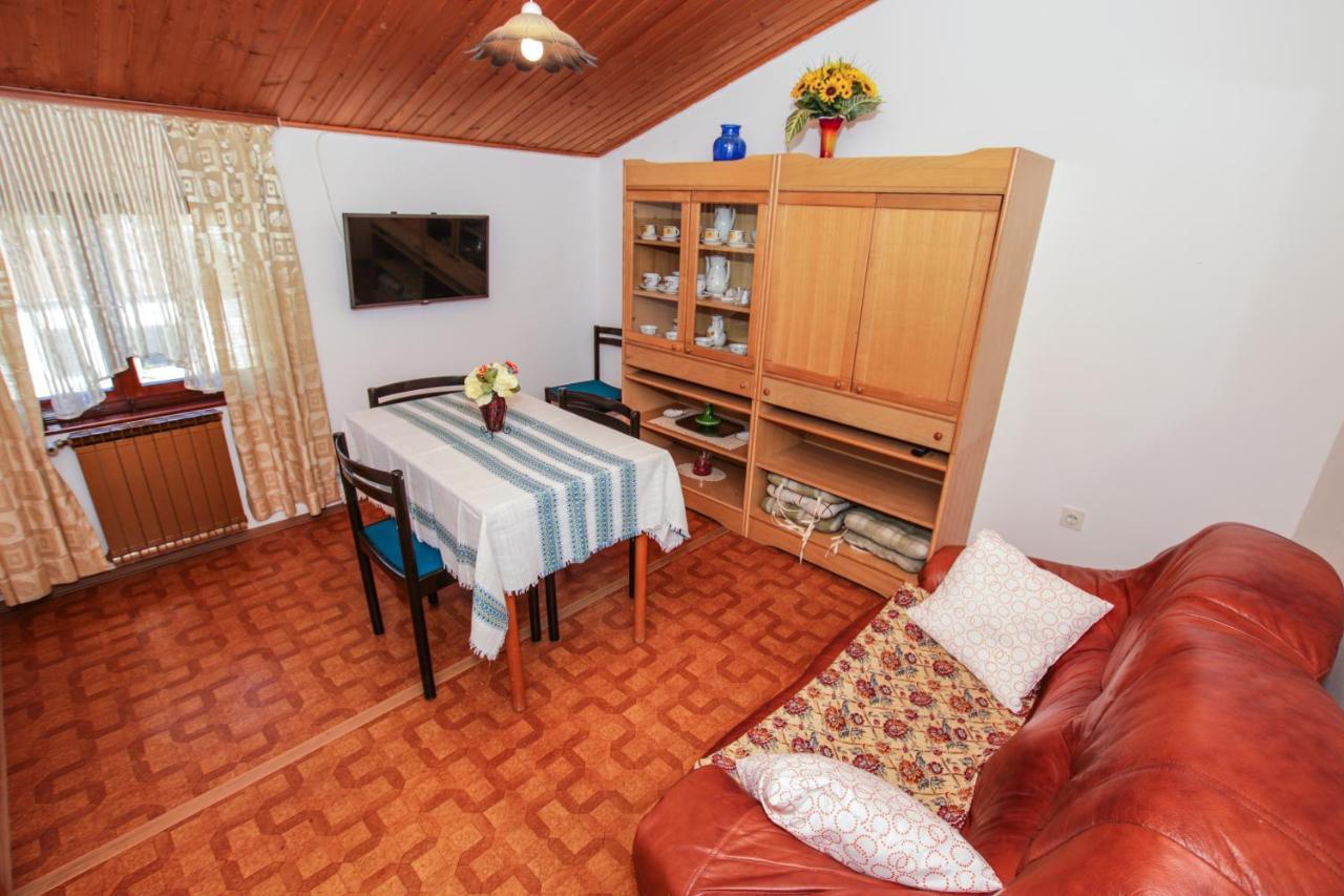 Apartment Ritosa *